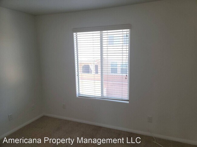 Building Photo - 4 br, 2.5 bath House - 4524 Silverado Sage...