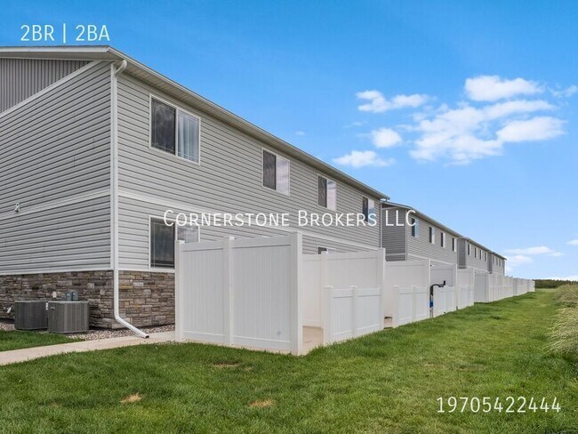 Building Photo - 112 Parkview Ct