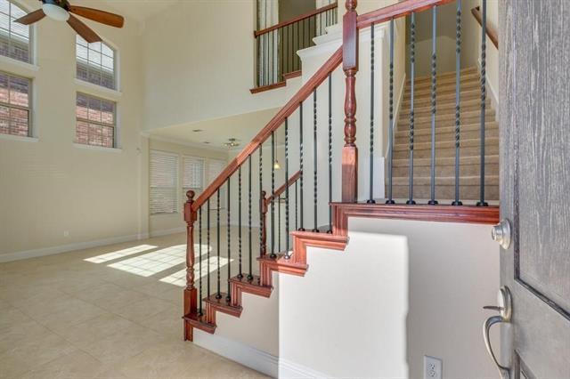 Building Photo - 3409 Porter Creek Dr