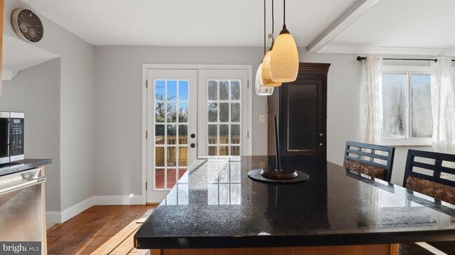 Building Photo - 1703 Tioga Rd