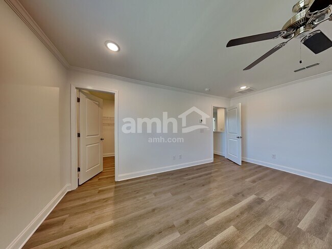 Building Photo - 4141 Autumn Cove Dr