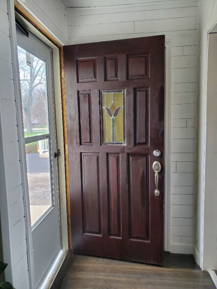 Building Photo - 1329 Campbell Ave