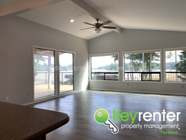 Building Photo - 3009 208th Ave E