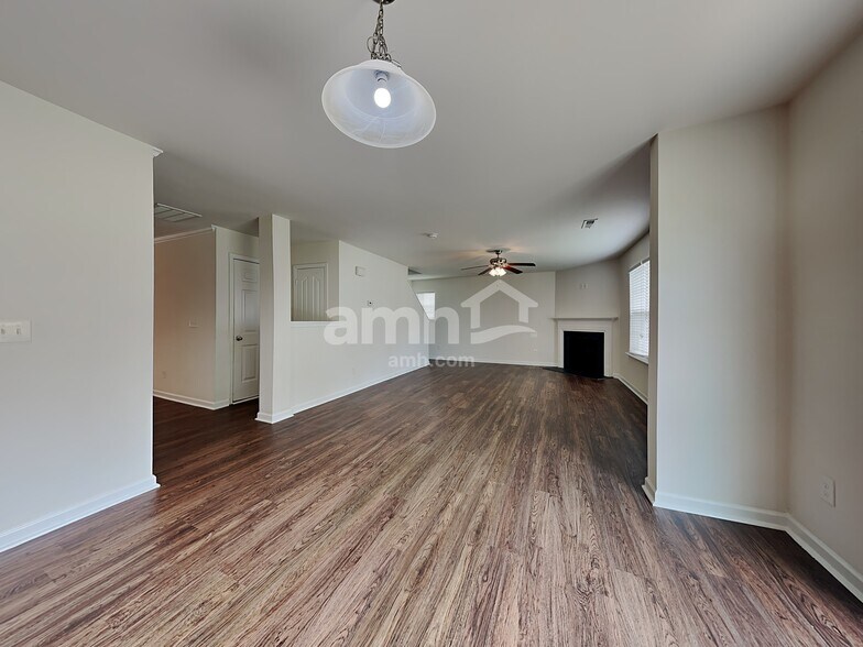 Building Photo - 4662 Abbey Park Rd
