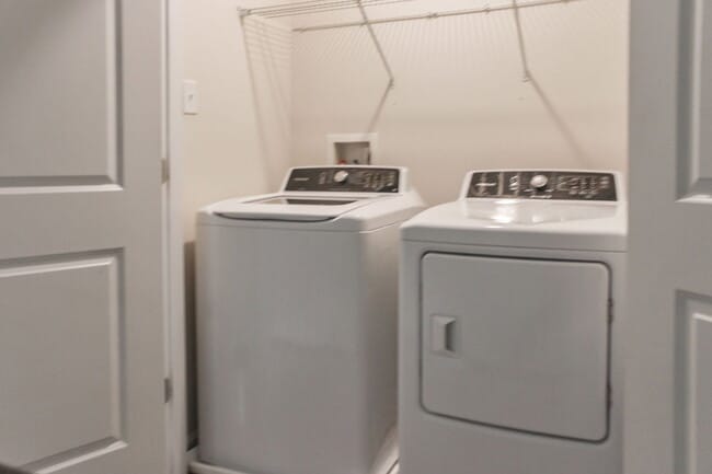 Building Photo - 15200 Lady Lauren Ln