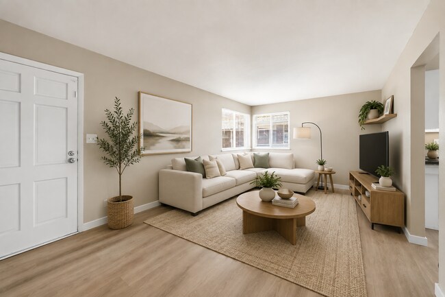 Building Photo - $2,115.95 with $300 Off the First Month's Rent, 5 Beds - 2 Bath, Triplex in Littleton with Shared...
