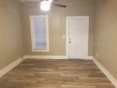 Building Photo - 318 E Tarpon Ave