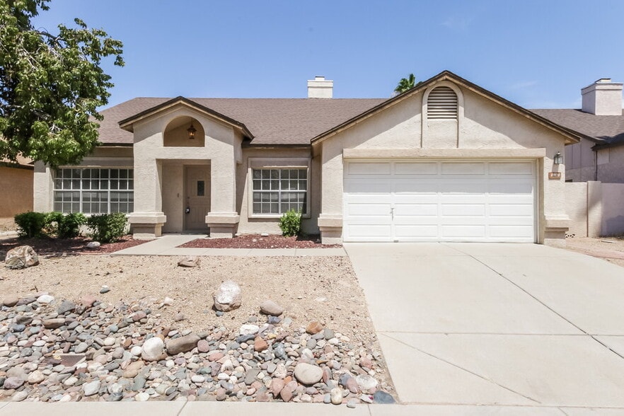 Primary Photo - 23837 N 41st Ave