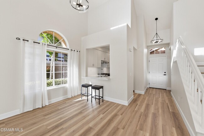 Building Photo - 4822 Parma Dr