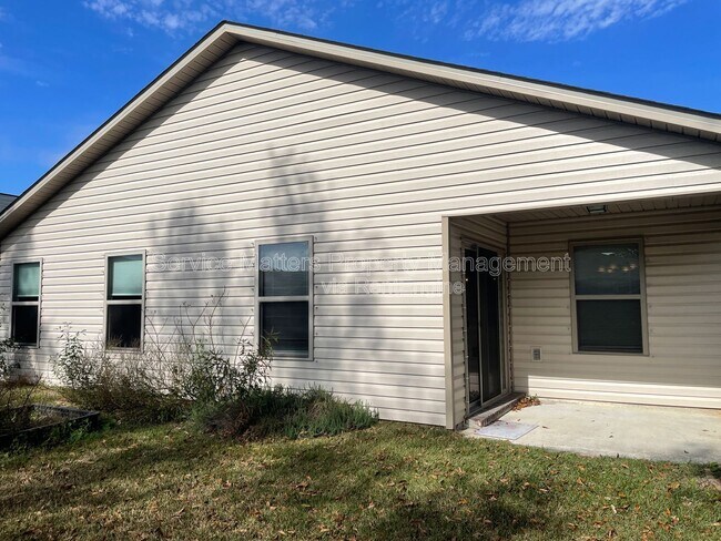 Building Photo - 7954 Nalo Creek Loop