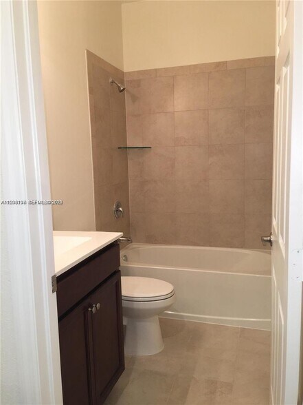 Building Photo - 10323 W 34th Ln