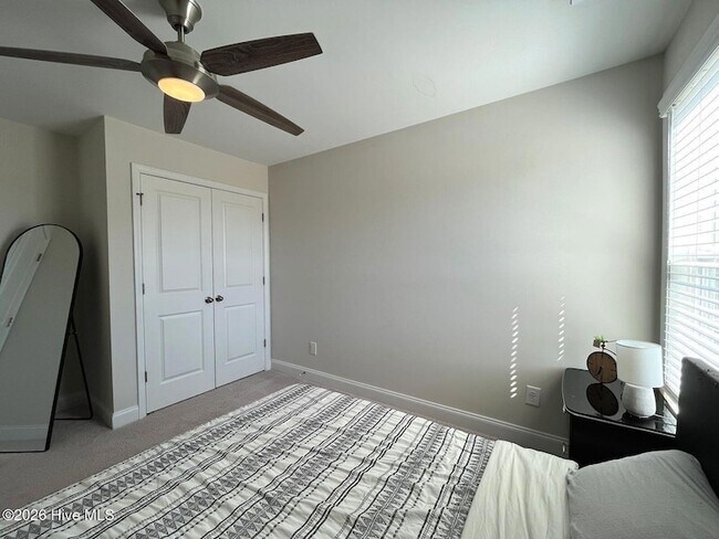 Building Photo - 158 Rocking Horse Ln