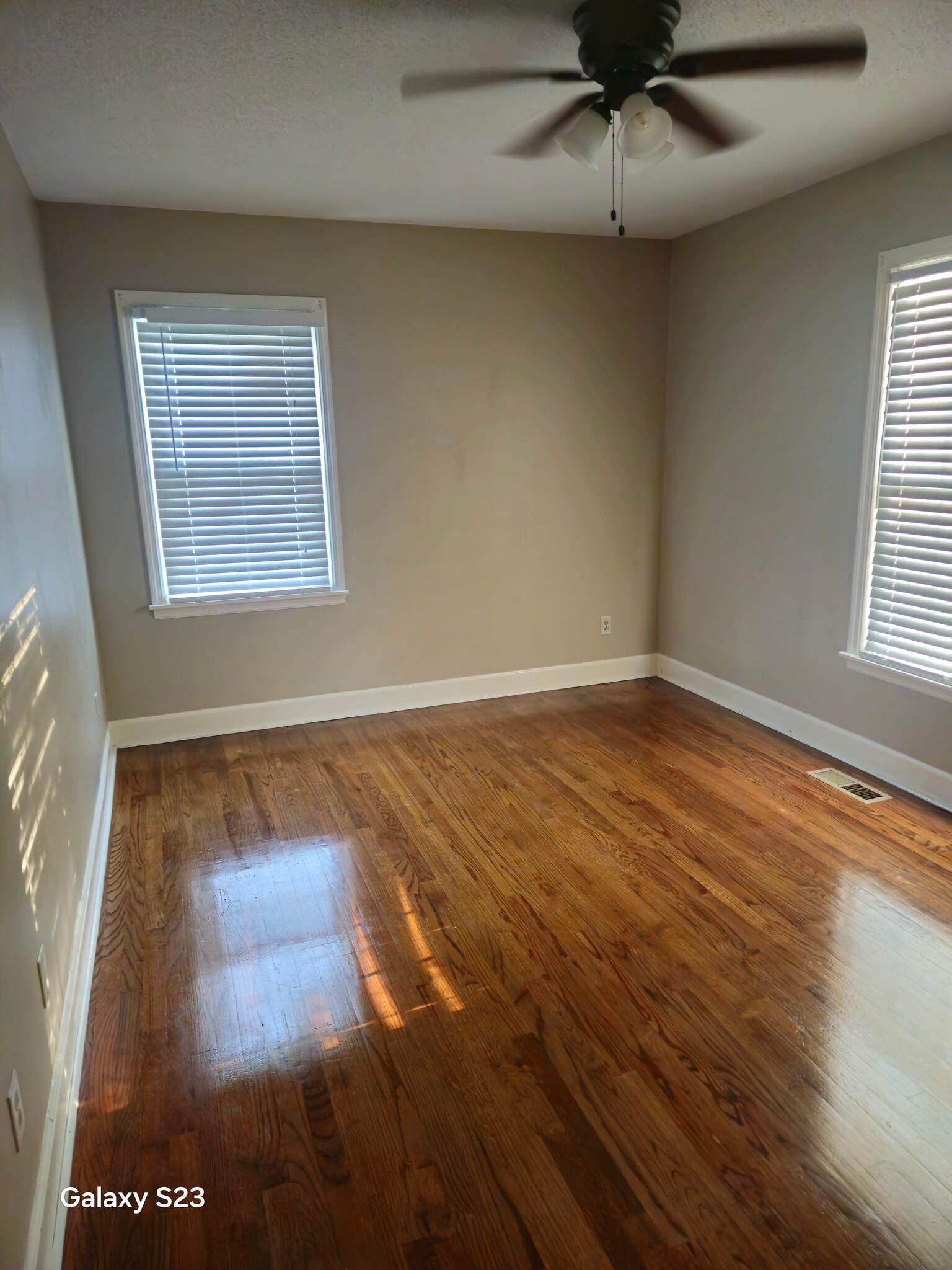 Bedrm - 2104 Beattie Rd