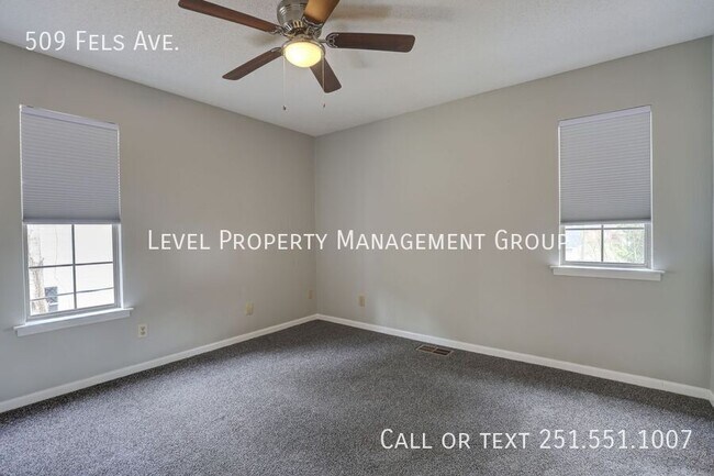 Building Photo - 509 Fels Ave