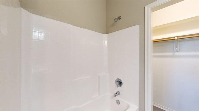 Building Photo - 2005 Harvey Mitchell Pkwy S