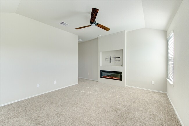 Building Photo - 21335 Hendricks Holw Ln