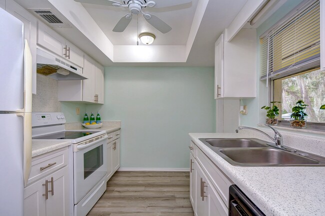 Building Photo - 1515 Bayshore Blvd