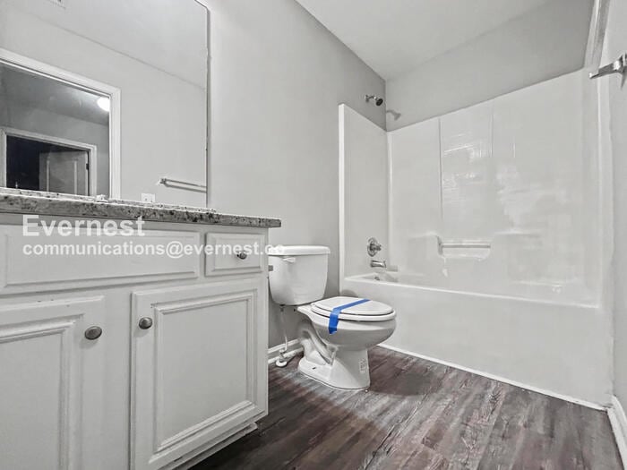 Building Photo - 3628 Hampshire Park Way