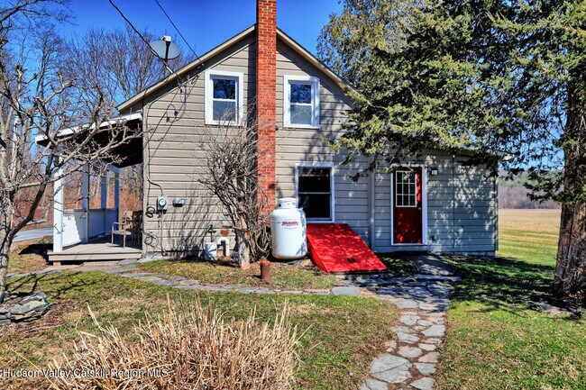 Building Photo - 101 Garcia Ln