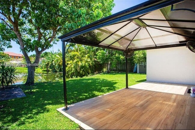 Building Photo - 7940 SW 163rd Pl