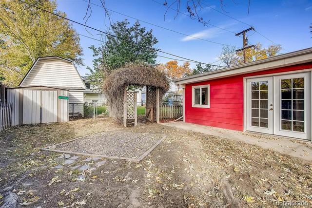 Building Photo - 5205 Dover St