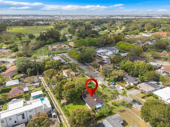 Building Photo - 149 Fern Way