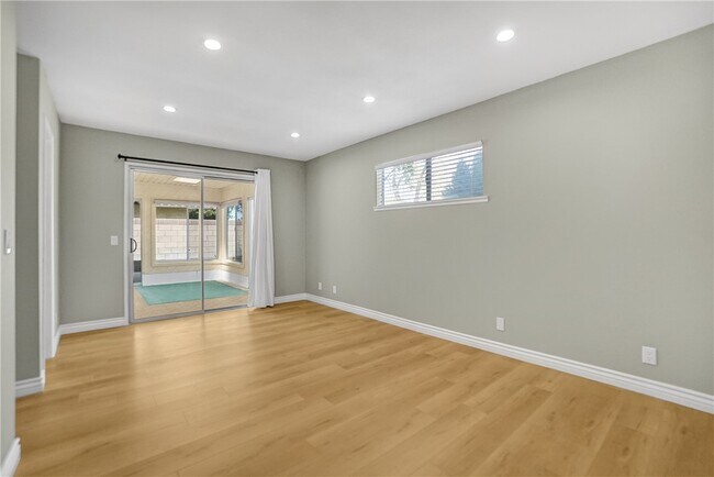 Building Photo - 44506 Sancroft Ave