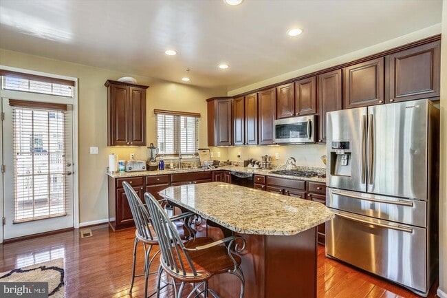 Building Photo - 1022 Ironwood Ln