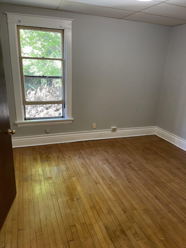 Building Photo - 110 S Blair St