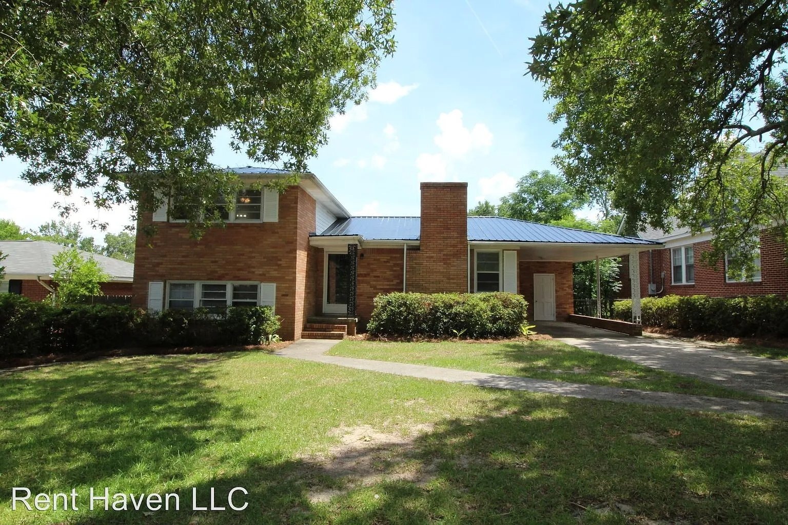 Building Photo - 1619 B Ave