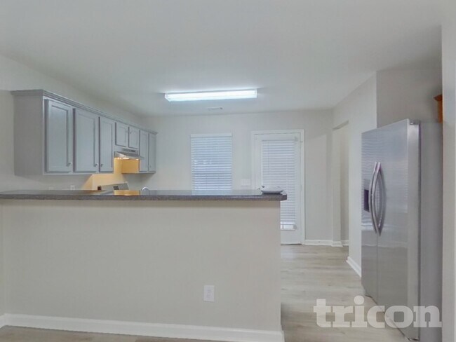 Building Photo - 628 Fairgreen Trail