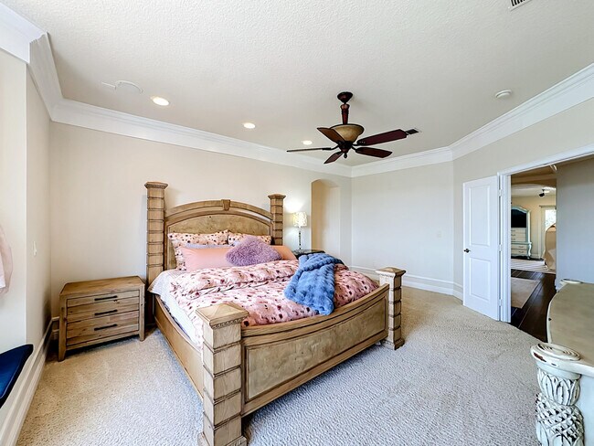 Building Photo - 11251 SW Springtree Terrace