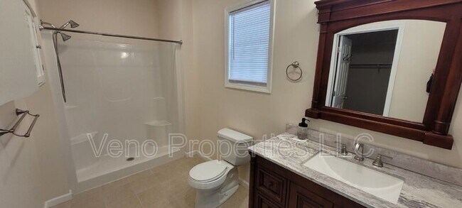 Building Photo - 2057 Rowley Rd