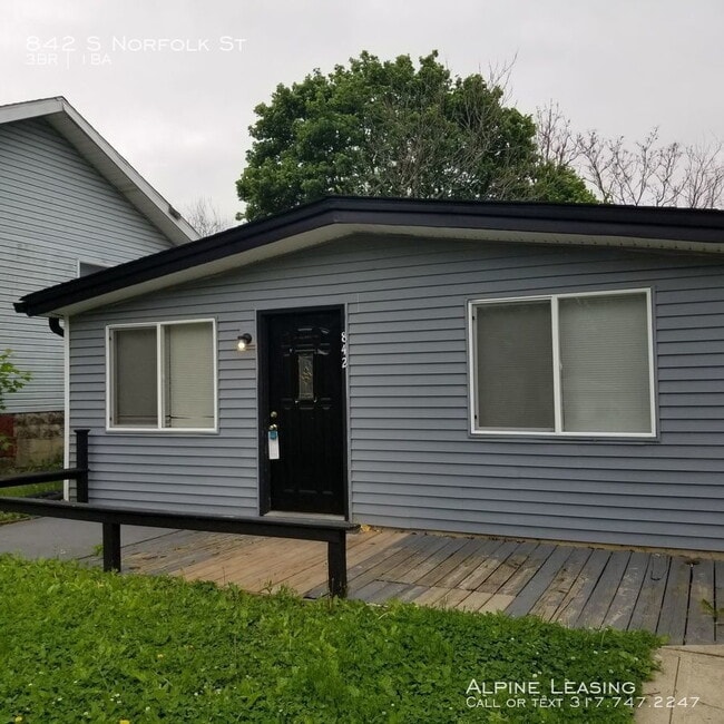 Building Photo - West Indy 3BR House ready to LEASE!