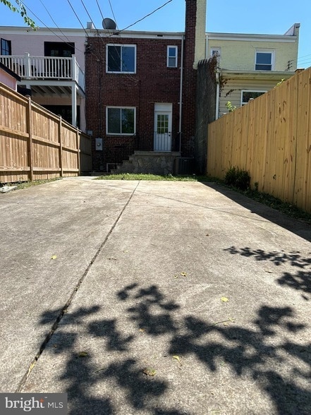 Building Photo - 134 Lynhaven Dr