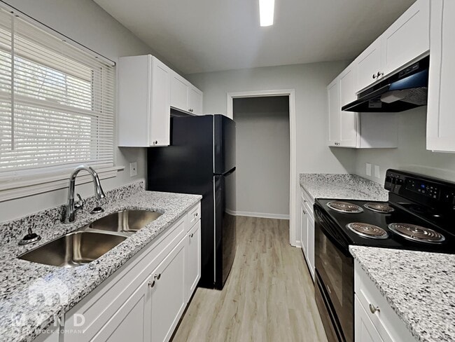 Building Photo - 3457 White Oak Ct