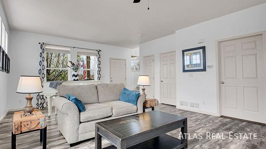 Building Photo - 22898 E Ottawa Pl