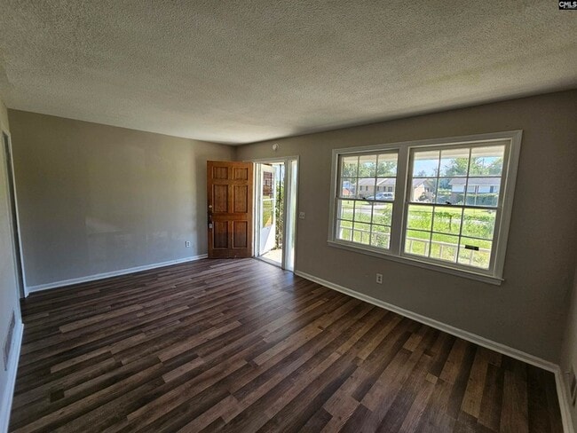 Building Photo - 3924 Trotter Rd