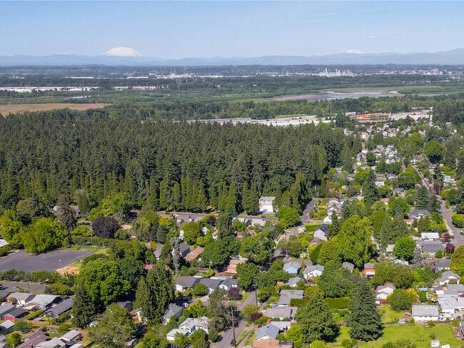 Building Photo - 9648 N Central St