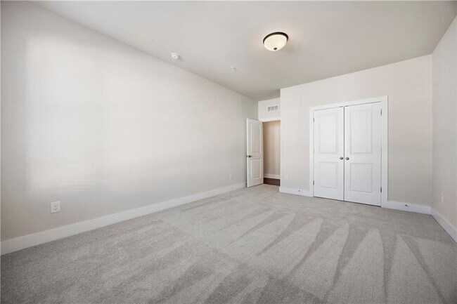 Building Photo - 1235 Weatherway Ln