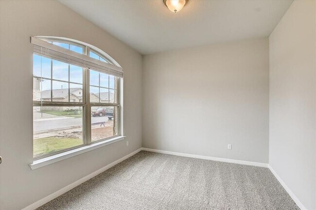 Building Photo - 108 Peruvian Ln