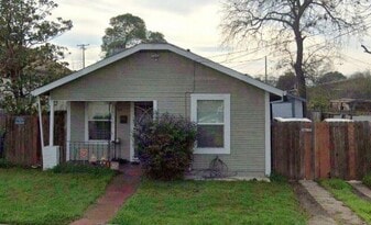 Building Photo - 340 Blain Ave
