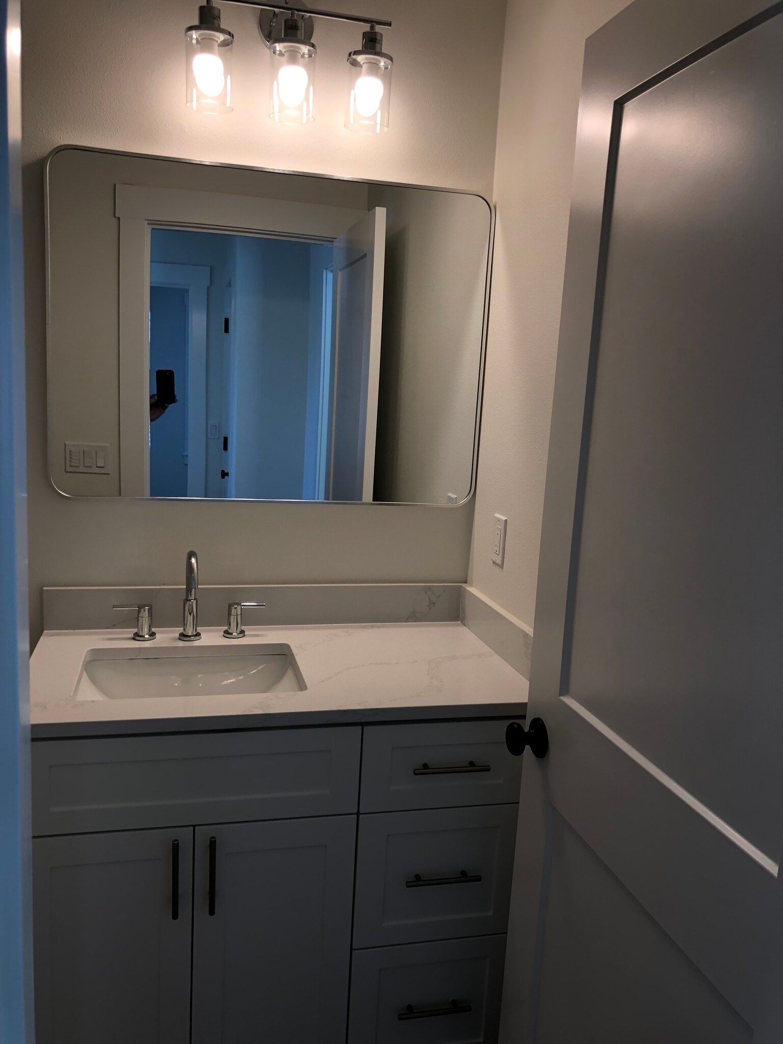 Building Photo - 10271 SE 40th Ave