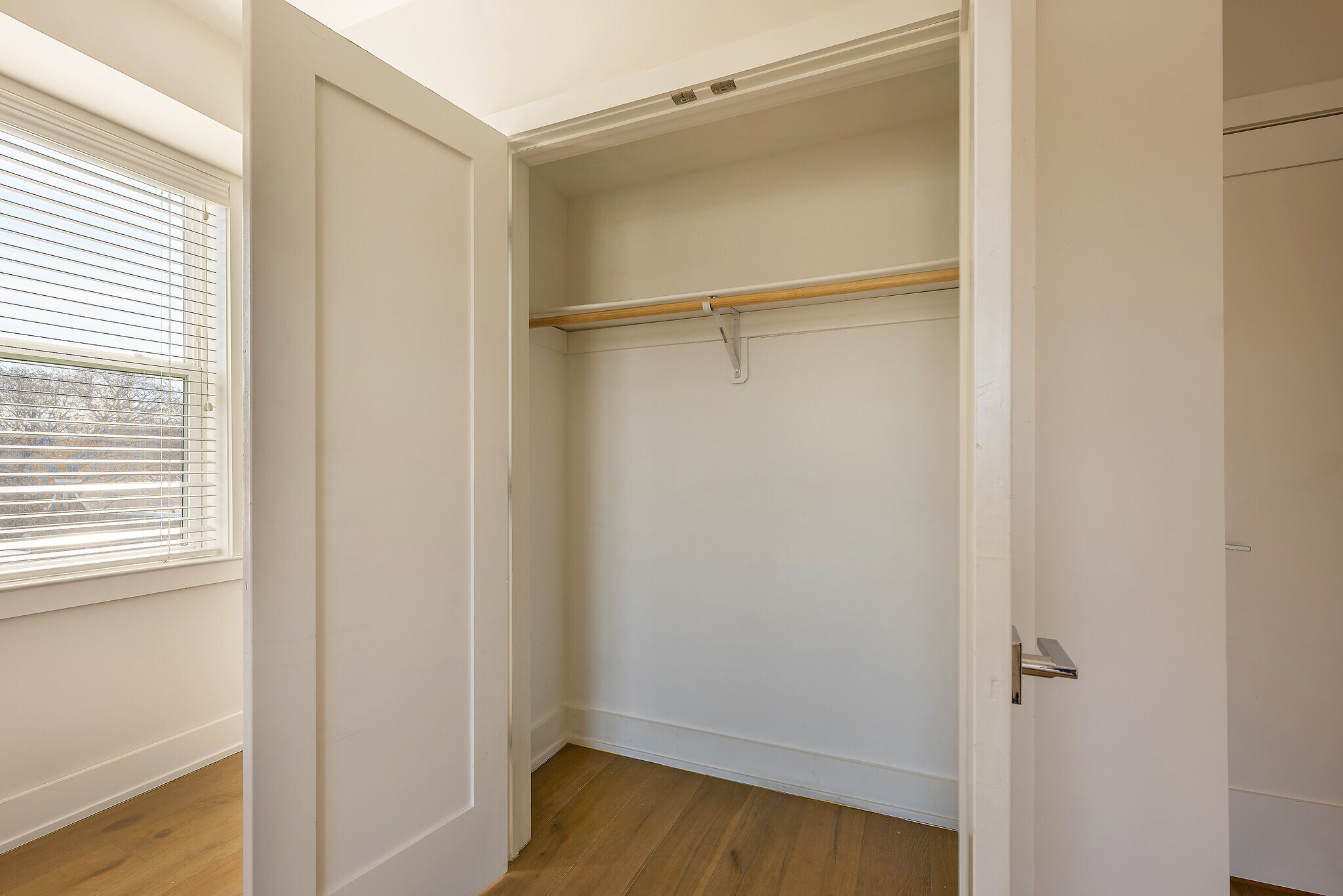 Building Photo - 5110 Fort Totten Dr NE