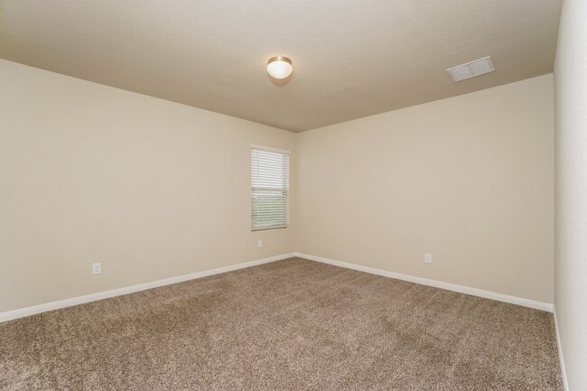 Building Photo - First time rental!