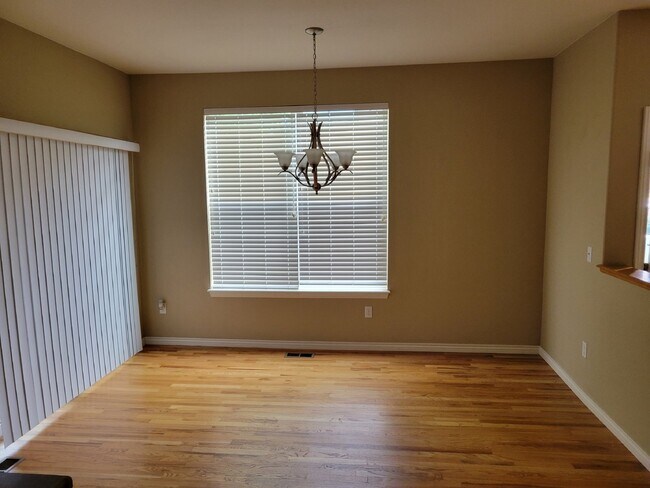 Building Photo - Dancing Willows - 2 Bedroom, 2 Bathroom Condo (11LO#101)