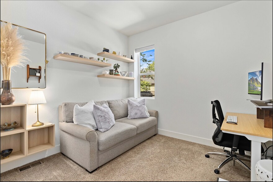 upstairs bedroom or office - 1217 E 26th Ave