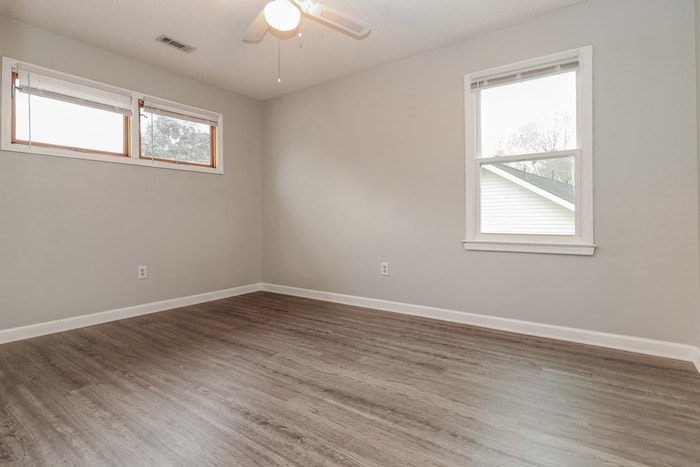 Building Photo - 103 Issac Ct