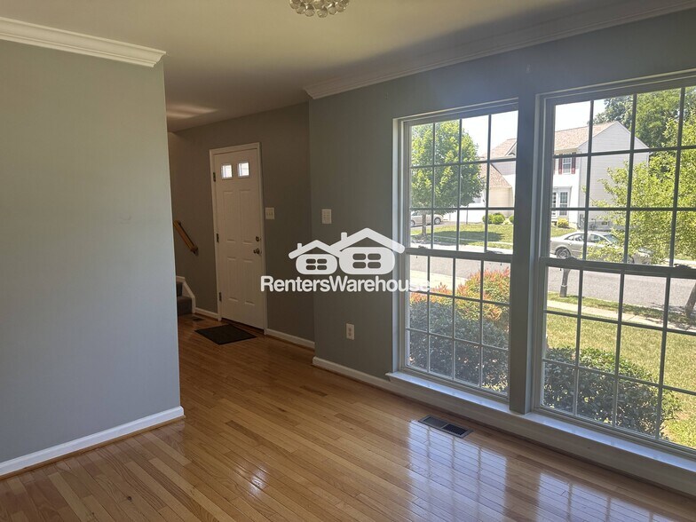 Building Photo - 5613 Harvey Ct