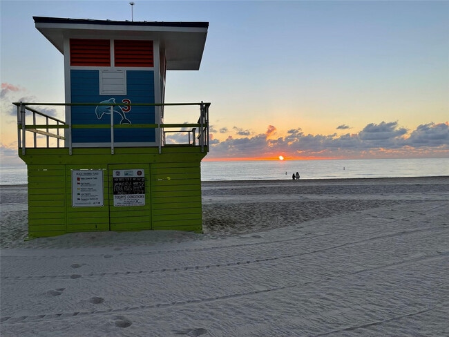 Building Photo - 133 N Pompano Beach Blvd